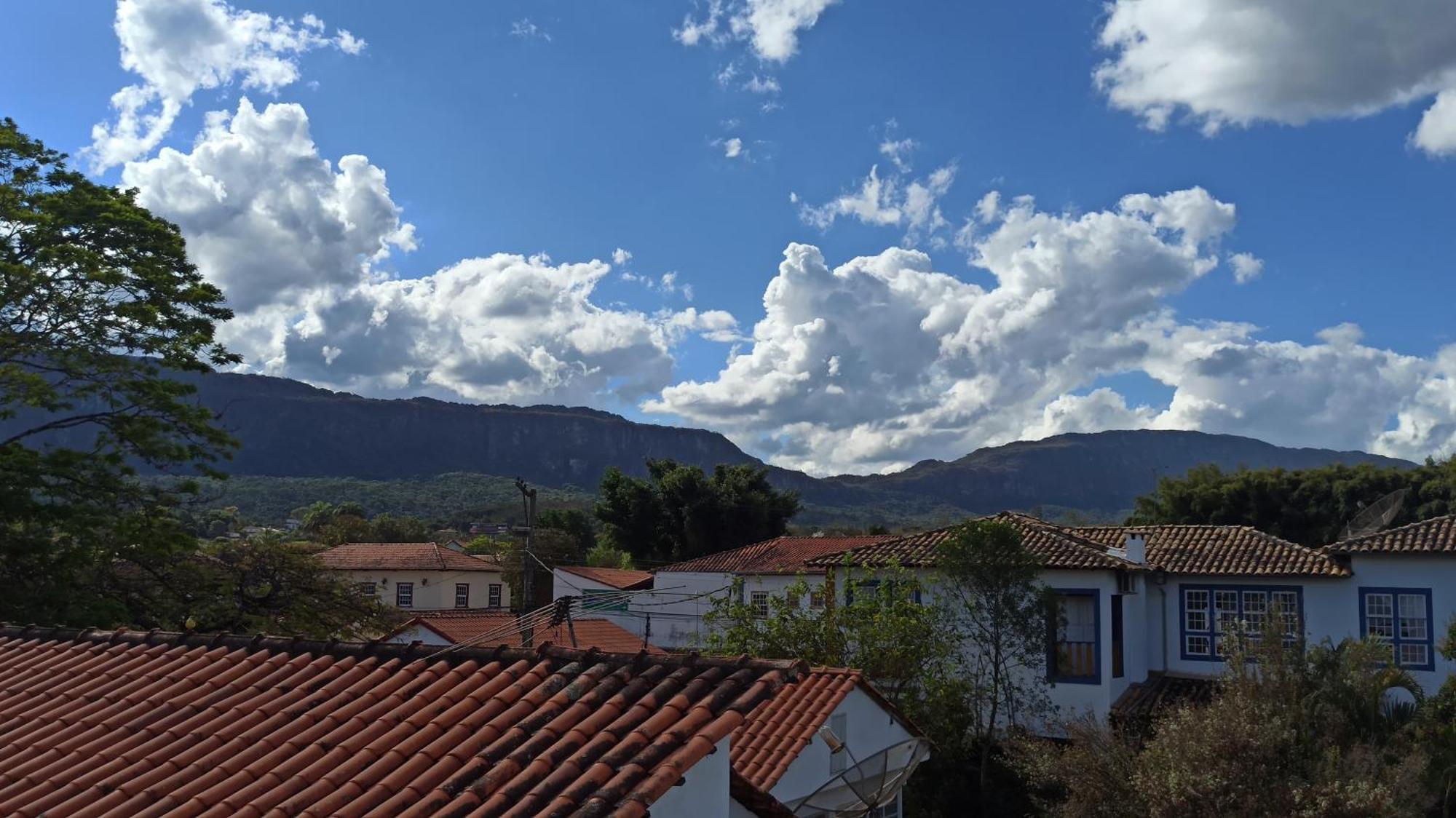טיראדנטס Casa Da Tuta Pousada מראה חיצוני תמונה
